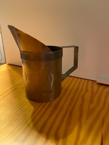 Messbecher aus kupfer antik - aus,